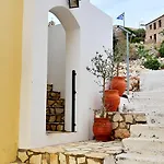 Voula's Traditional House Casa de Férias