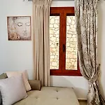 Vakantiehuis Voula's Traditional House *