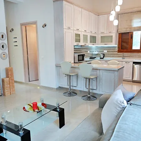 Voula's Traditional House Feriehus *