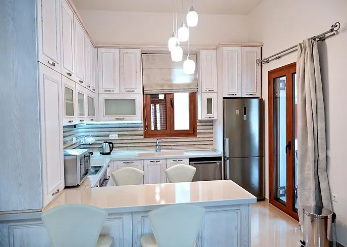 Feriehus Voula's Traditional House Meyísti