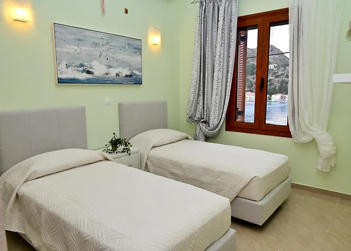 Feriehus Voula's Traditional House Meyísti