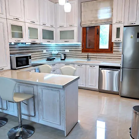 Voula's Traditional House Tatil Evi *